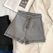 Load image into Gallery viewer, 大码弹力牛仔短裤女夏季2021年新款潮弹力网红高腰显瘦百搭热裤子
